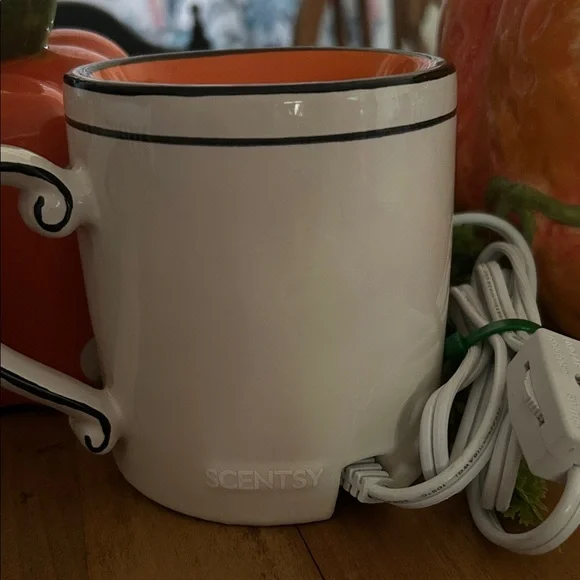 Pumpkin Spice Mug scentsy warmer  - White/black lettering - Picture 3 of 4